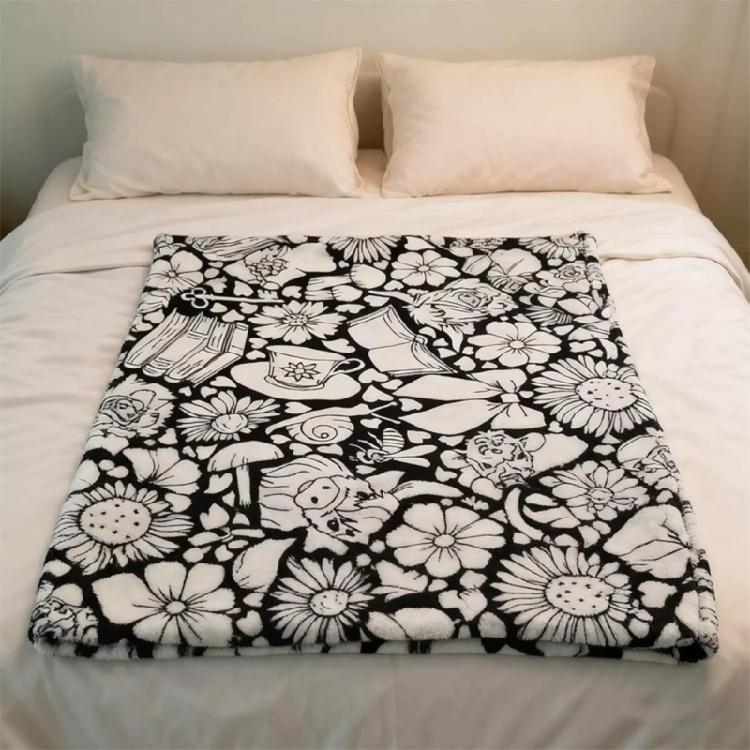 Kids' Color-Your-Own Blanket – Creative Coloring Activity