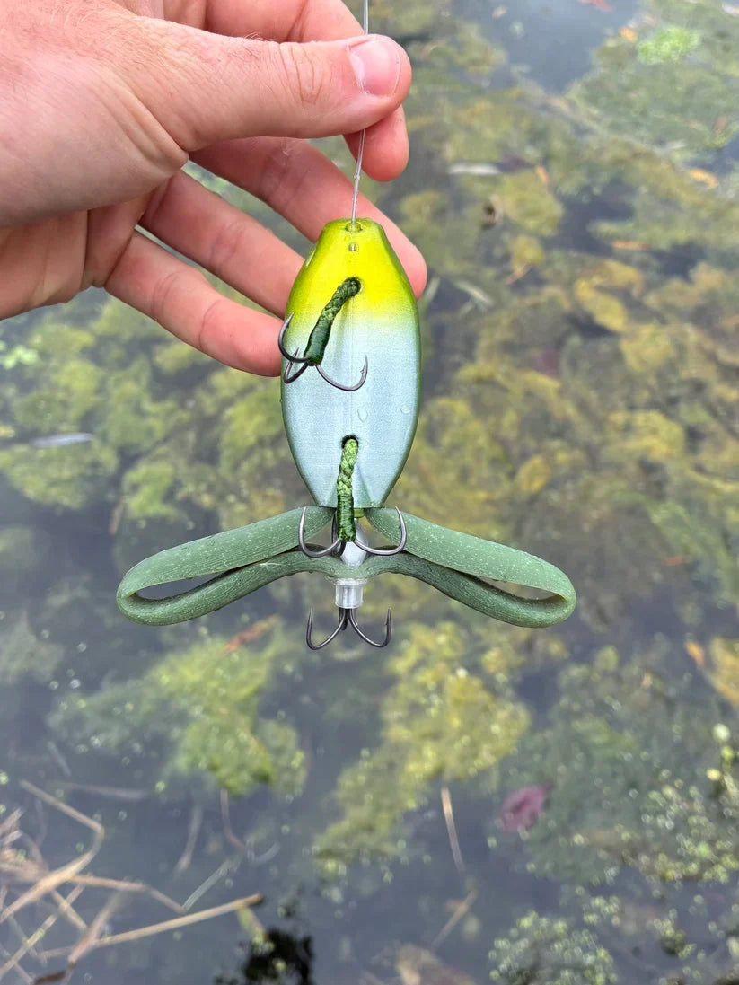 Weedless Frog Fishing Lure for Pike and Perch