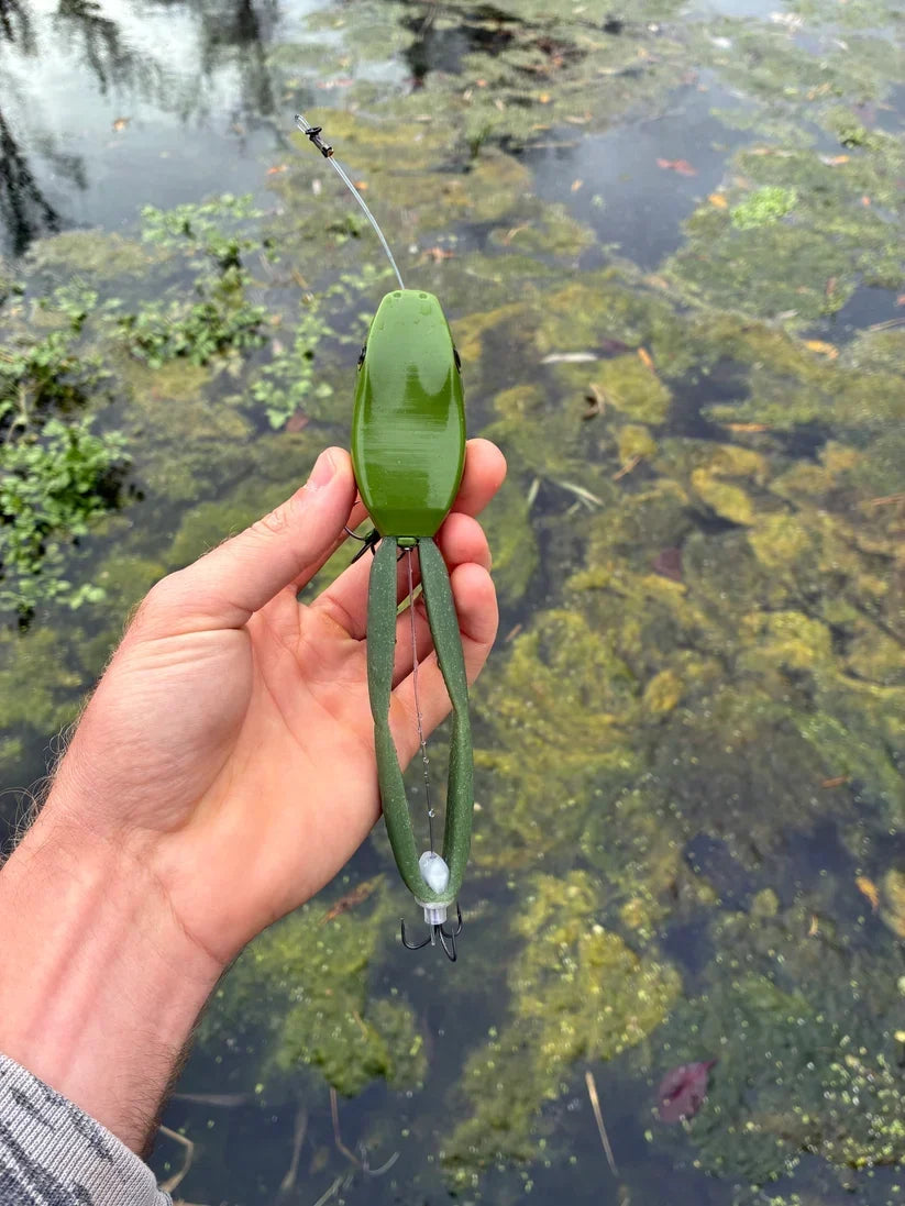 Weedless Frog Fishing Lure for Pike and Perch