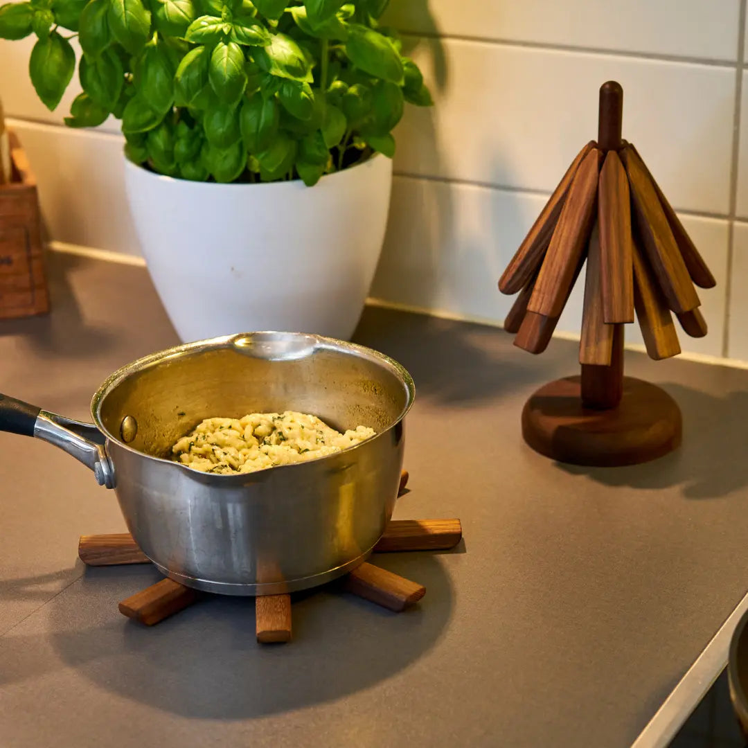 Grytträdet® Original | Walnut Trivet